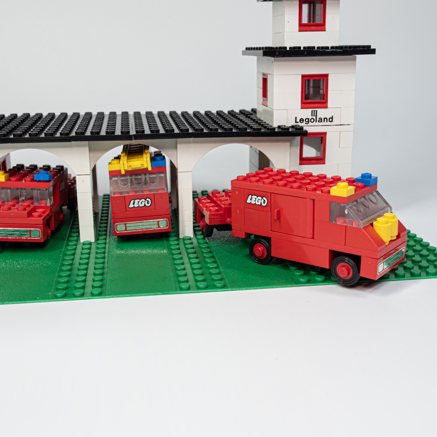 LEGO® 357-1 Fire Station - Tűzoltóság - 2