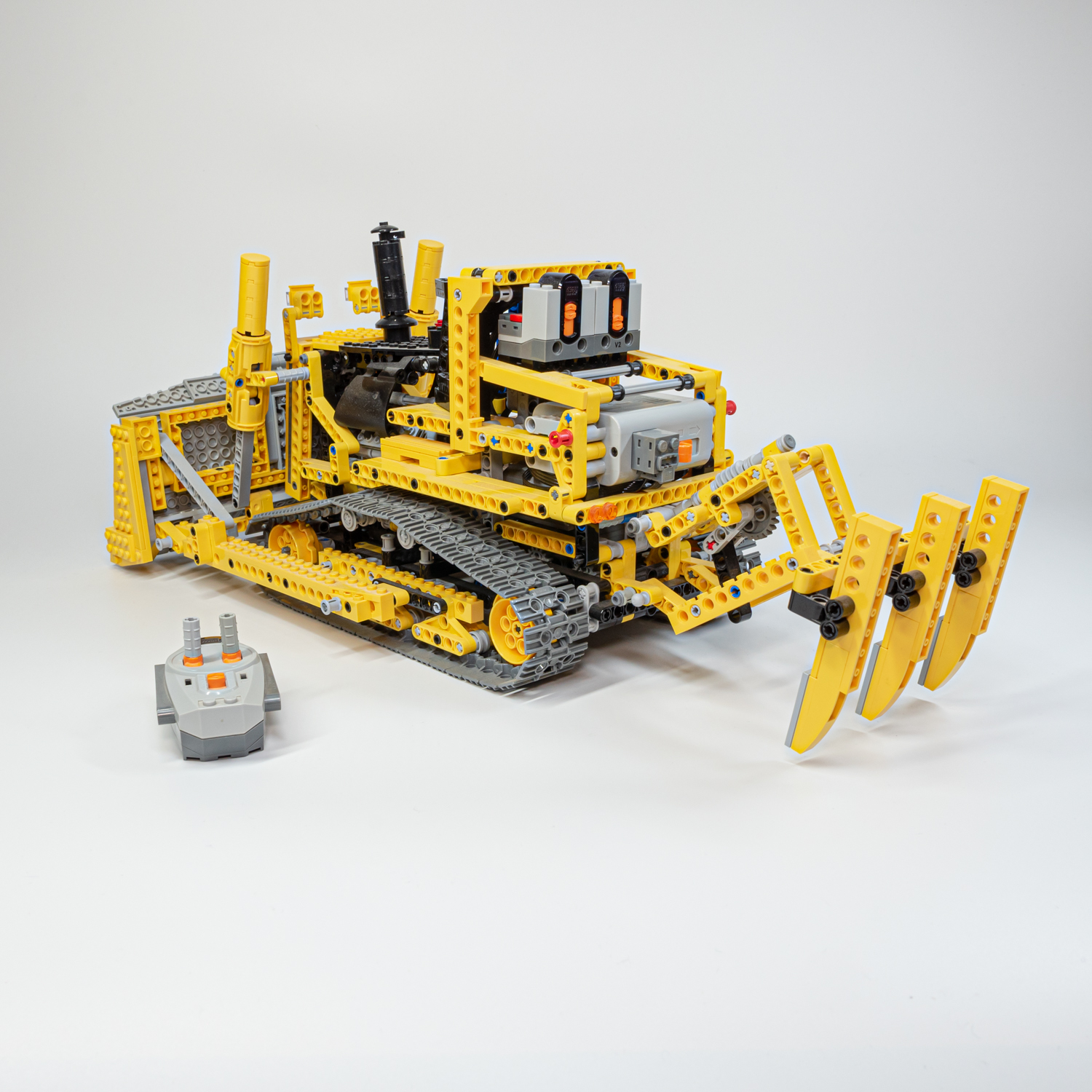 LEGO® 8275 Technic Motorized Bulldozer – Motoros bulldózer - 4