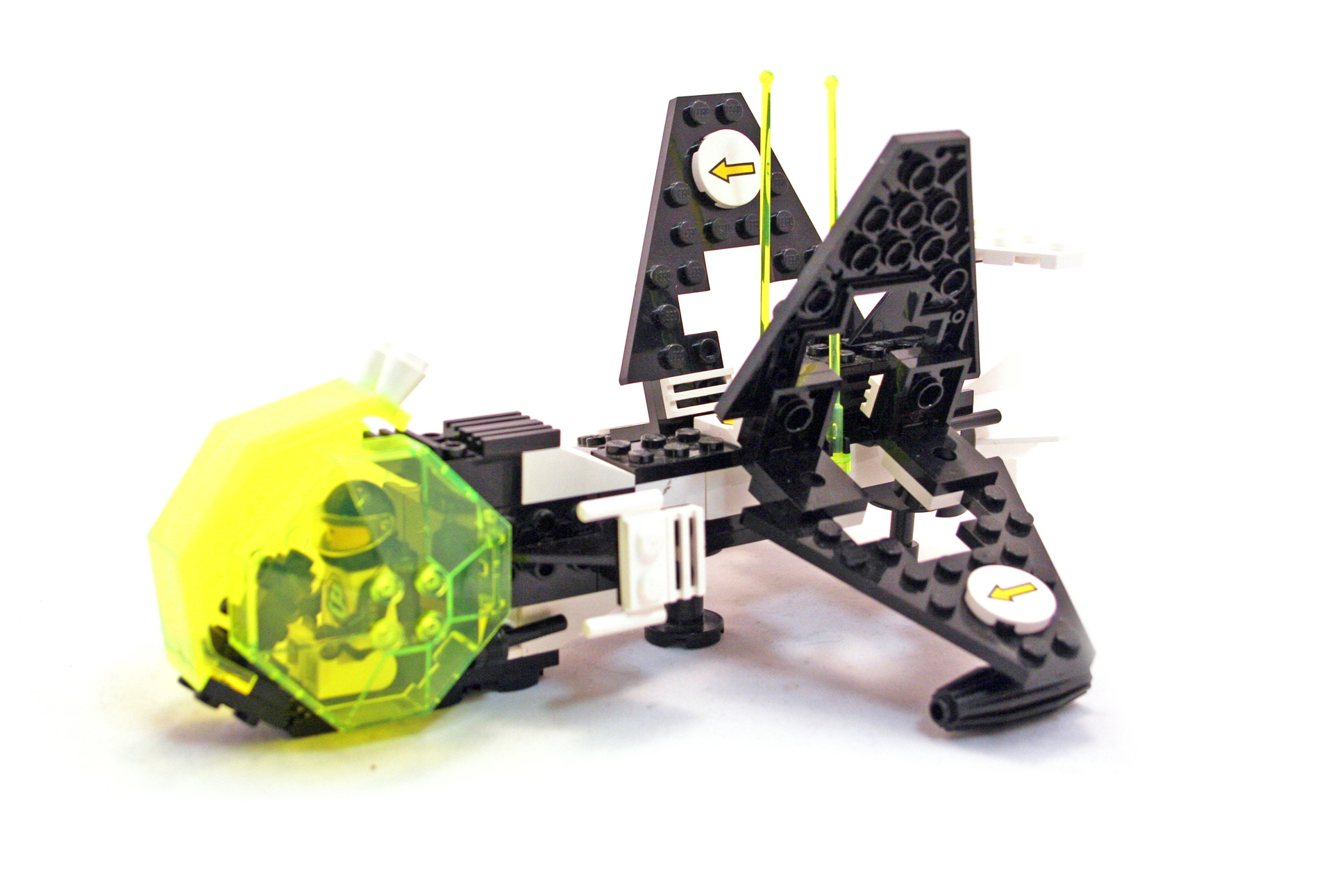 LEGO® 6887-1 Blacktron 2 Allied Avenger – Moduláris Blacktron űrvadász - 2
