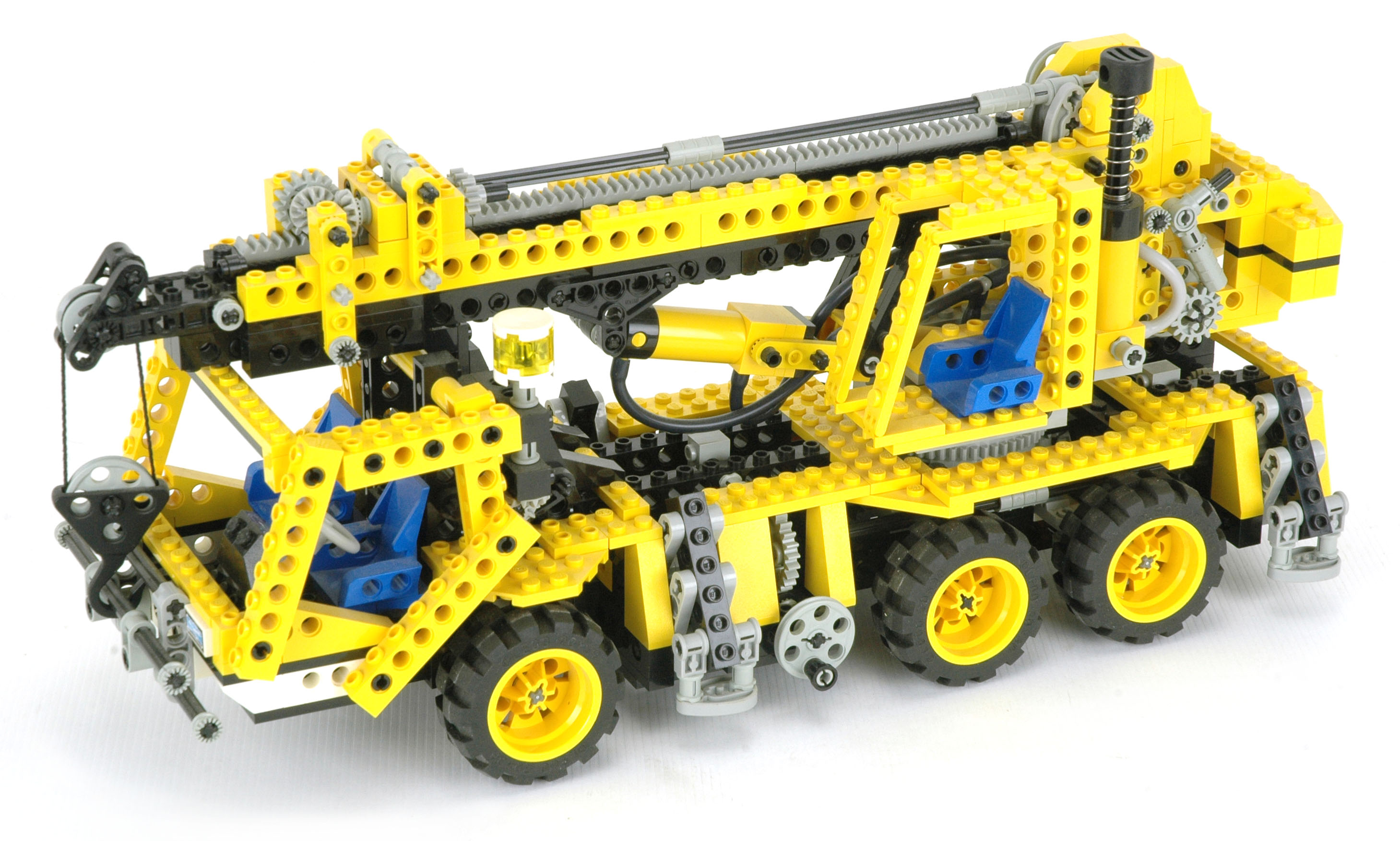 LEGO® 8460 Technic Crane Truck – Darus teherautó - 4