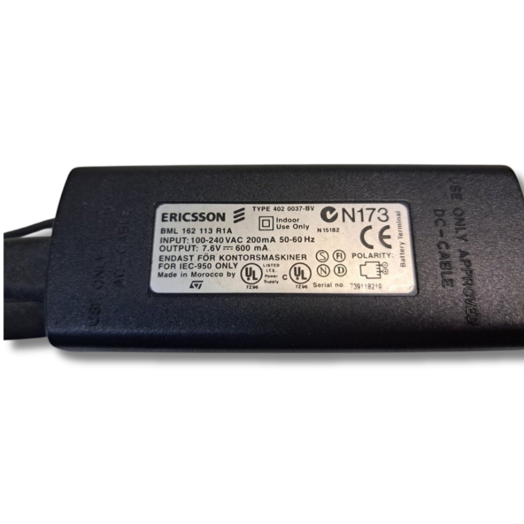 Ericsson 402 0036 BV Hálózati töltő KRY 104 085/1 adapterrel - 2