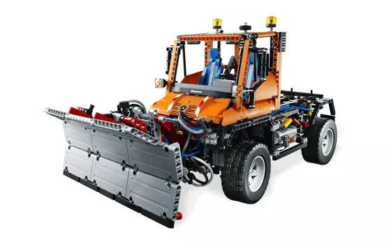 LEGO® 8110 Technic Mercedes-Benz Unimog U400 - 4