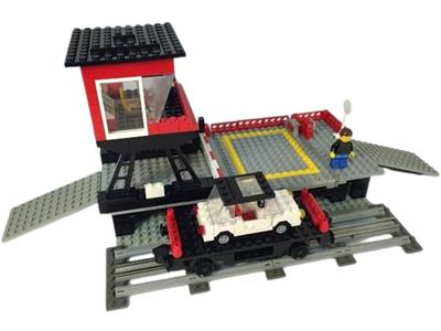 LEGO® 7839 Trains Car Transport Depot - Autórakodó állomás - 3